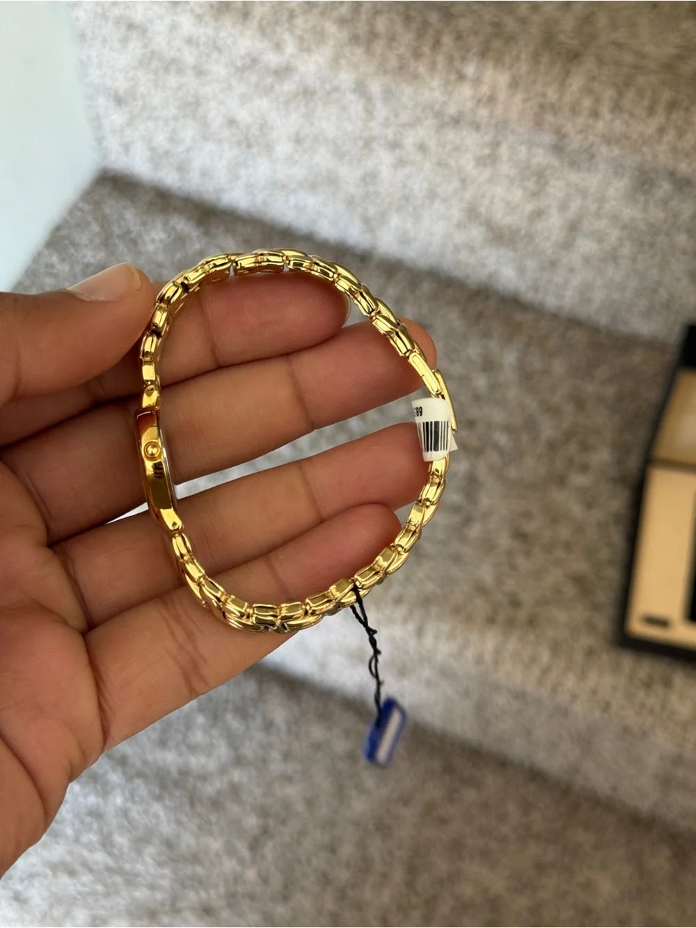 Seiko vintage 90s Women's Gold Link Bracelet Watch with Cream Dial new old stock